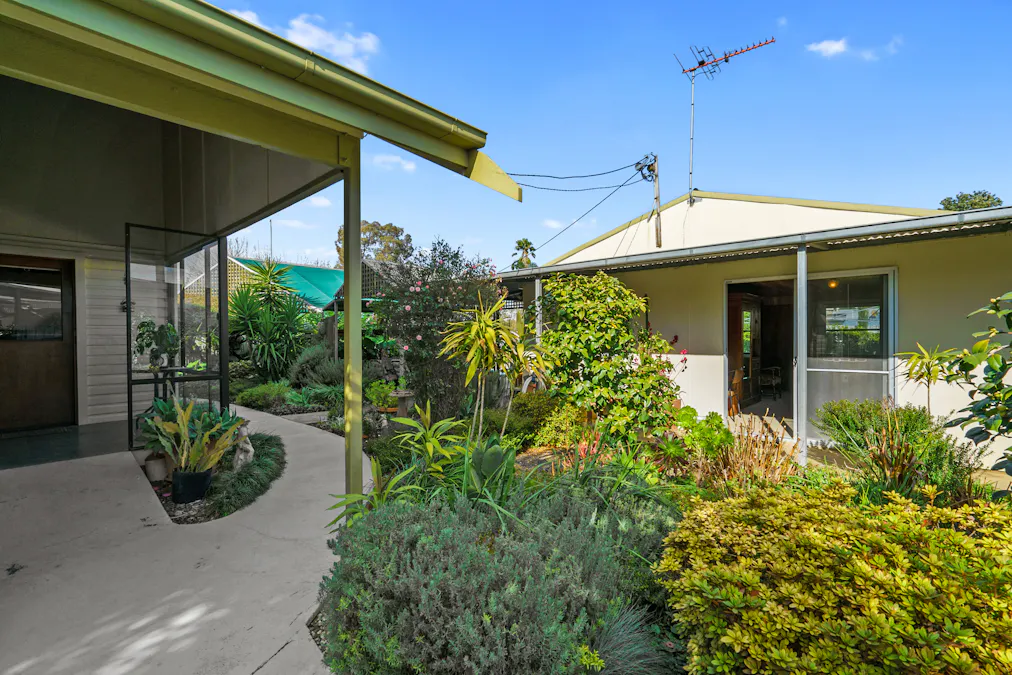 94 MAHONGA STREET, Jerilderie, NSW, 2716 - Image 17