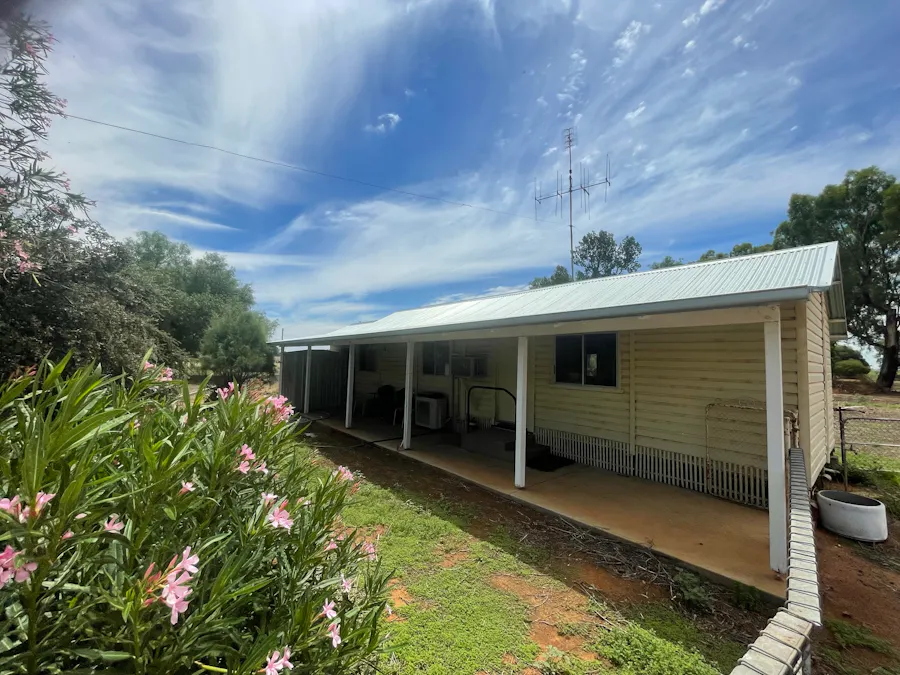 82 (RMB 2070) Pine lodge Rd, Tocumwal, NSW, 2714 - Image 11
