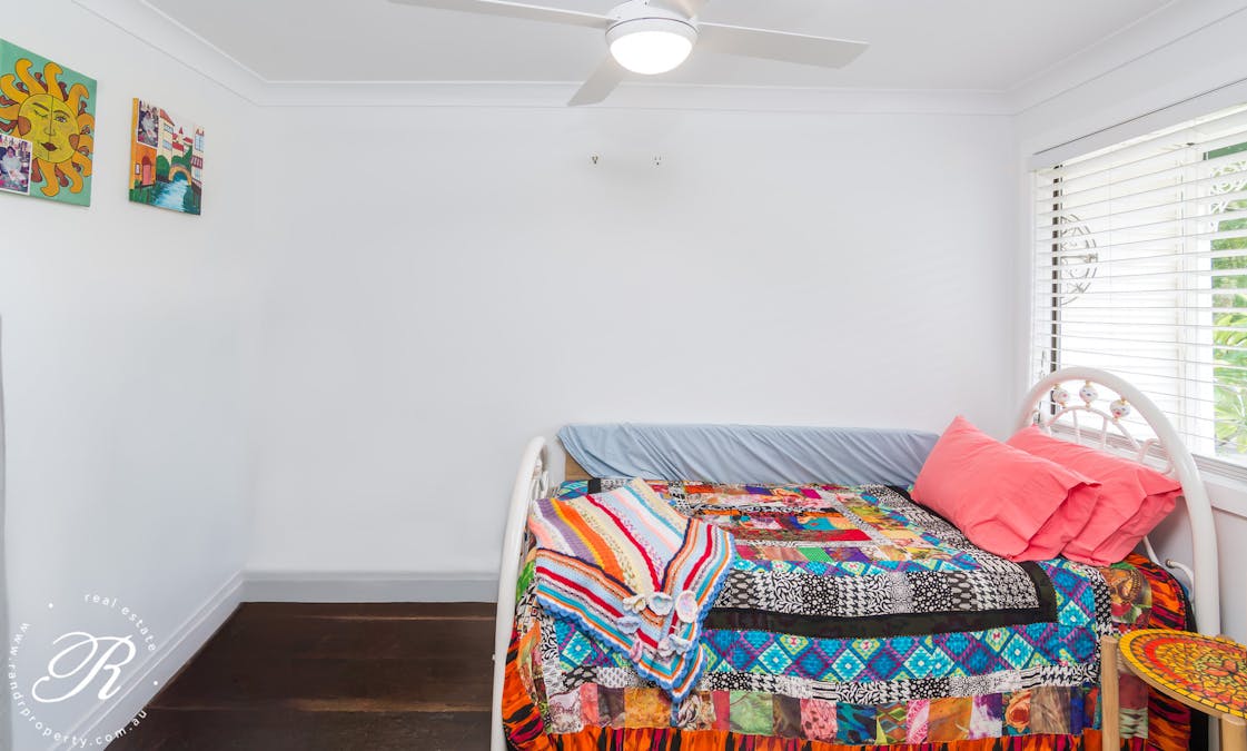 22 Memorial Avenue, Stroud, NSW, 2425 - Image 16