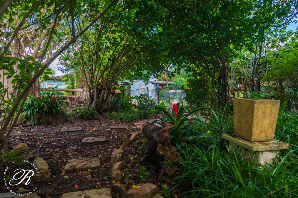 22 Memorial Avenue, Stroud, NSW, 2425 - Image 31