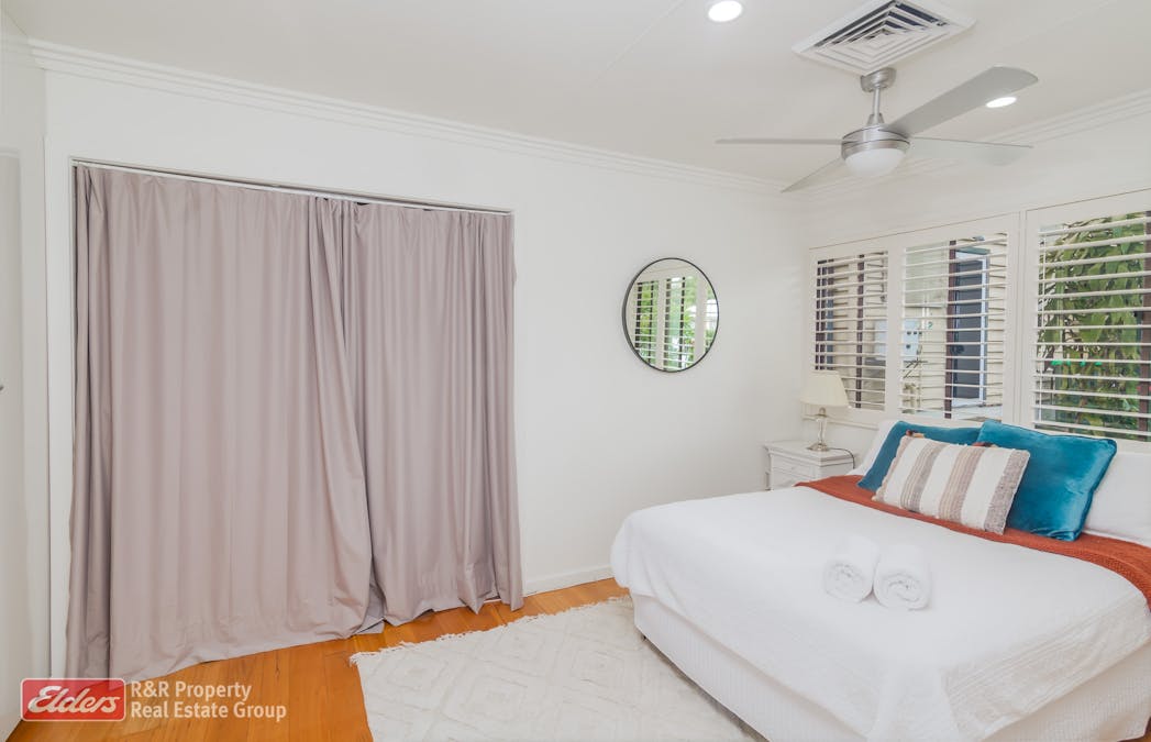 Address upon request - Image 10