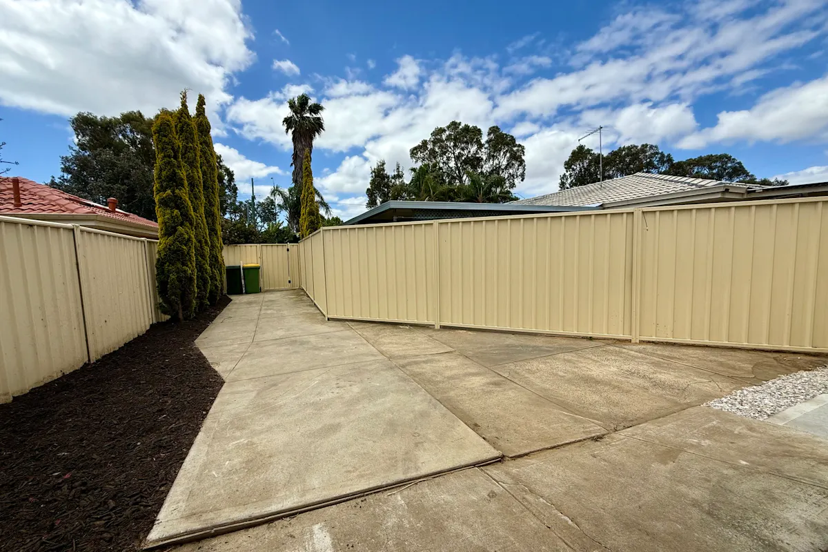36a Duverney Crescent — photo 13 of 14