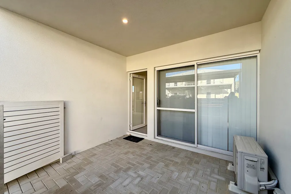 9/180 Kent Street, Rockingham, WA, 6168 - Image 2