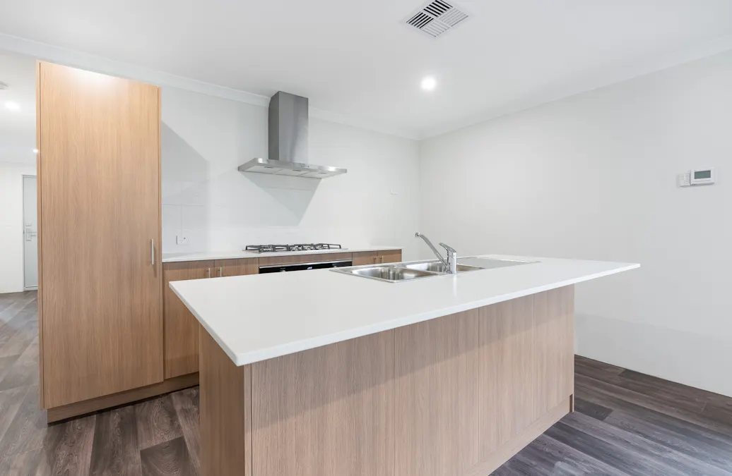 12 Daffodil Way, Karnup, WA, 6176 - Image 2