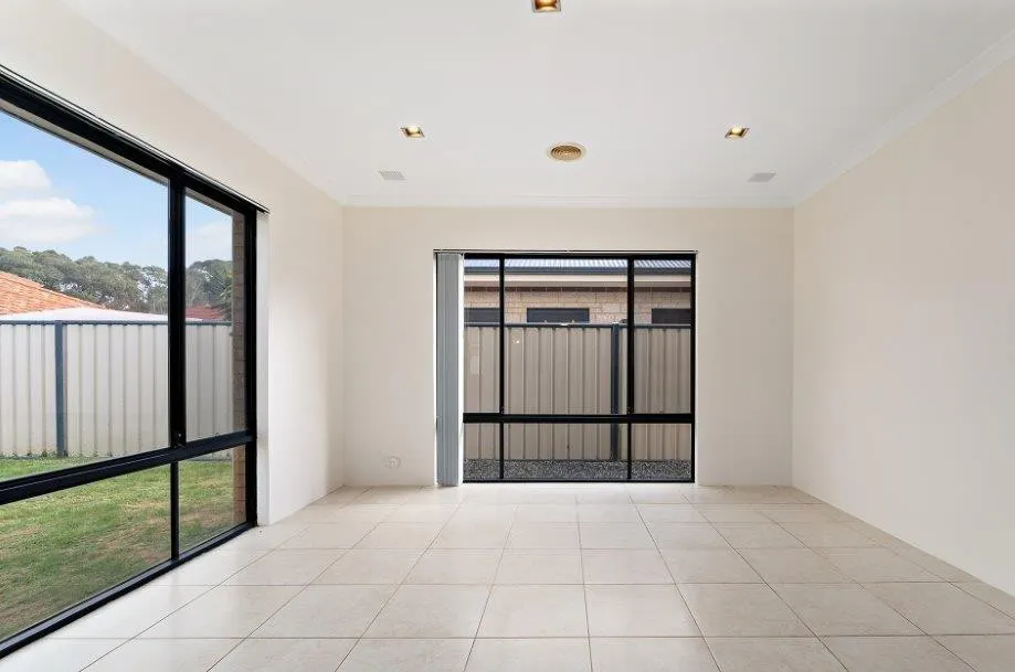 50 Bellavista Parade, Meadow Springs, WA, 6210 - Image 5