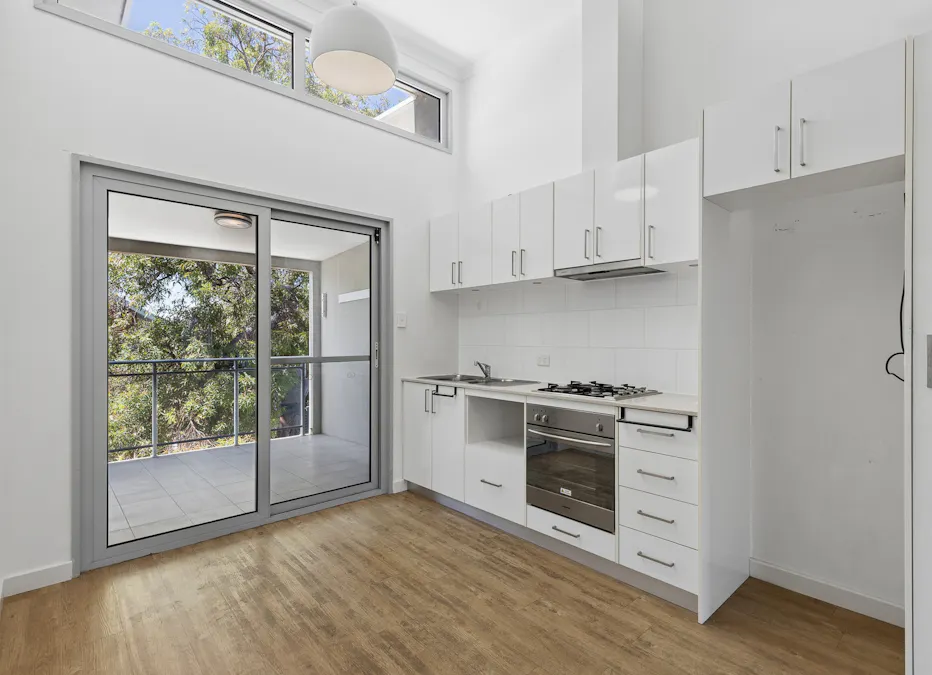 24/12 Bushlark Turn, Erskine, WA, 6210 - Image 1