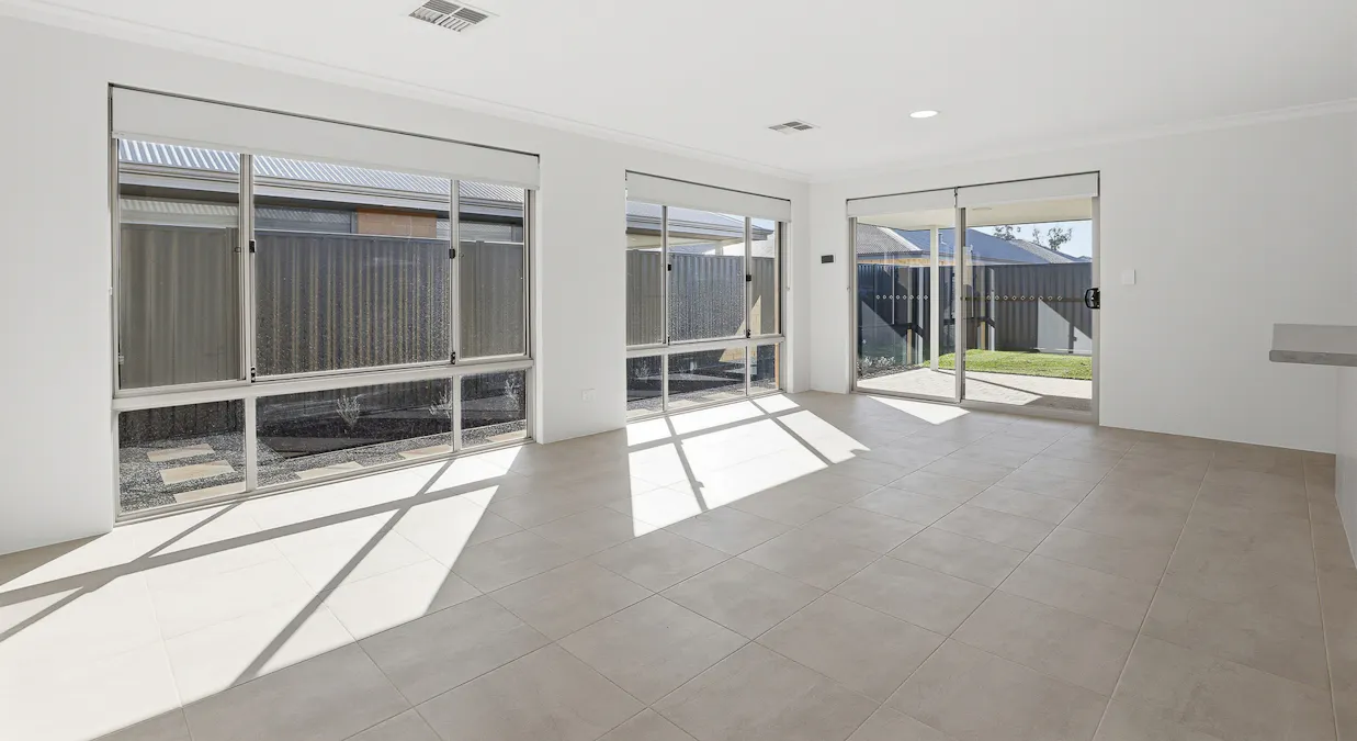 23 Alburgh Place, Wellard, WA, 6170 - Image 4
