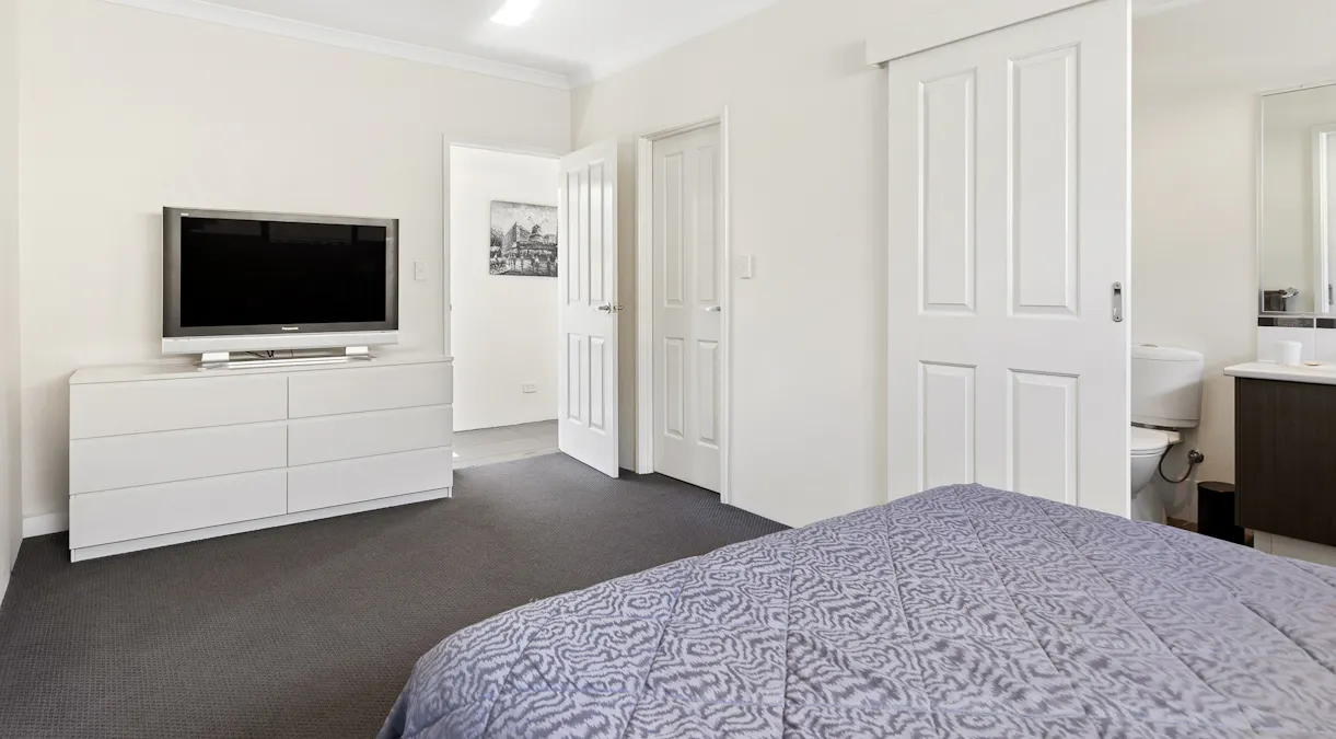 19 Bremer Way, South Yunderup, WA, 6208 - Image 11
