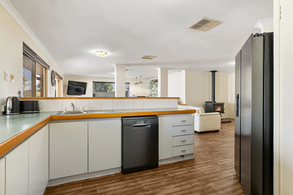 110 South Yunderup Road, South Yunderup, WA, 6208 - Image 15
