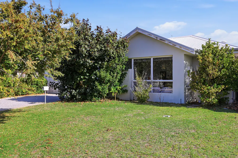 7 Stellaria Avenue, Halls Head, WA, 6210 - Image 21