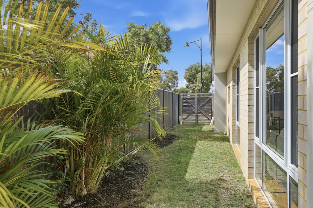 13 Timbarra Street, Baldivis, WA, 6171 - Image 19