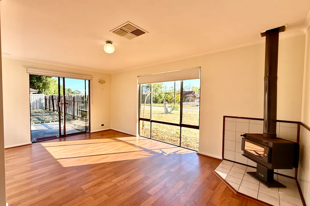 1 Leschenaultia Place, Pinjarra, WA, 6208 - Image 18
