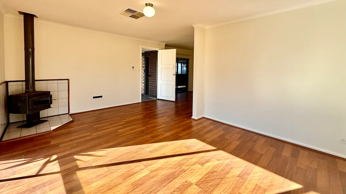1 Leschenaultia Place, Pinjarra, WA, 6208 - Image 19