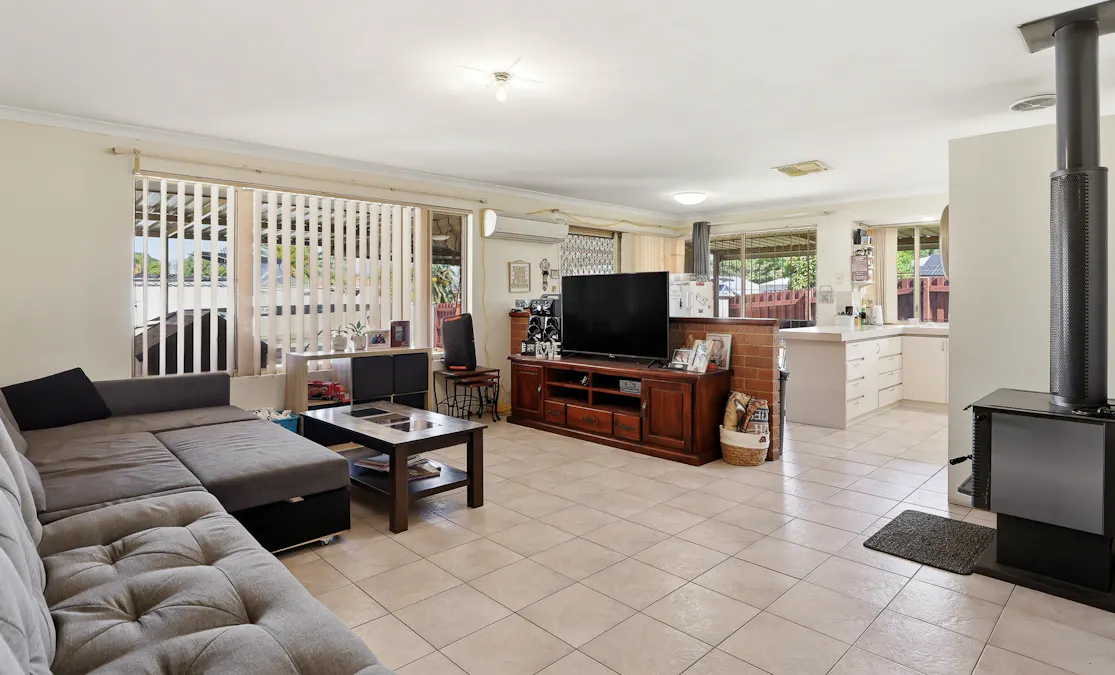 1 Malabor Mews, Halls Head, WA, 6210 - Image 7