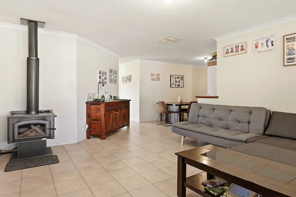 1 Malabor Mews, Halls Head, WA, 6210 - Image 8