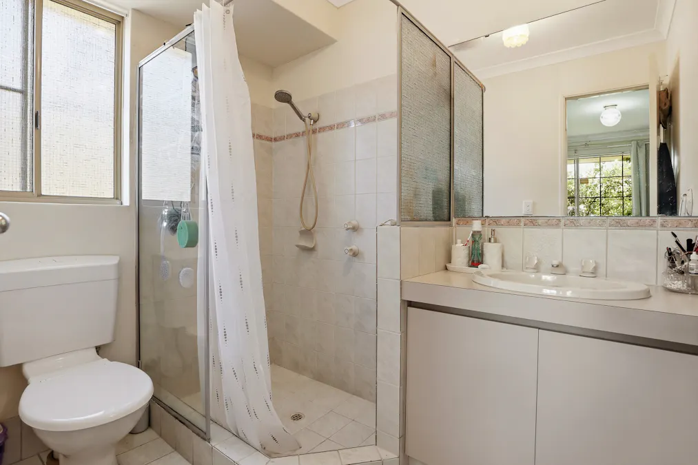 1 Malabor Mews, Halls Head, WA, 6210 - Image 11