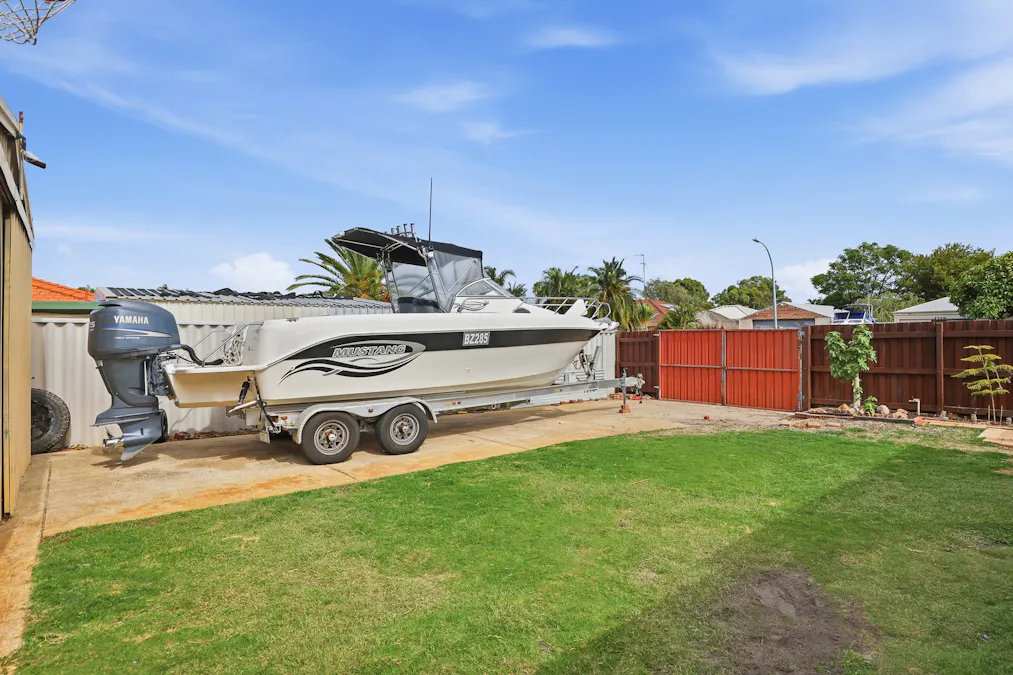 1 Malabor Mews, Halls Head, WA, 6210 - Image 20