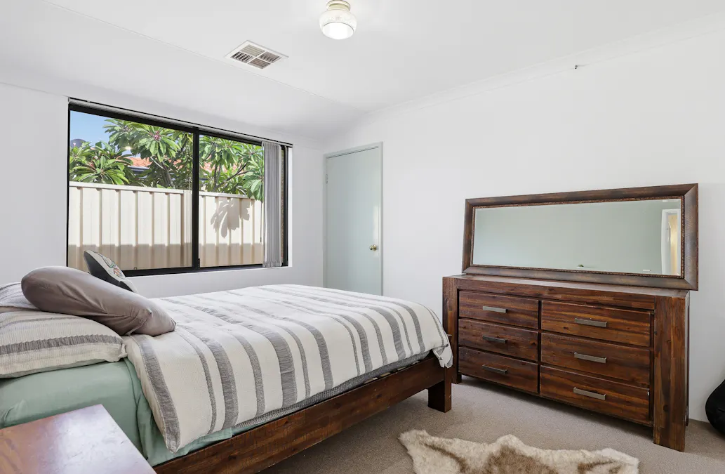66 Floribunda Avenue, Halls Head, WA, 6210 - Image 17