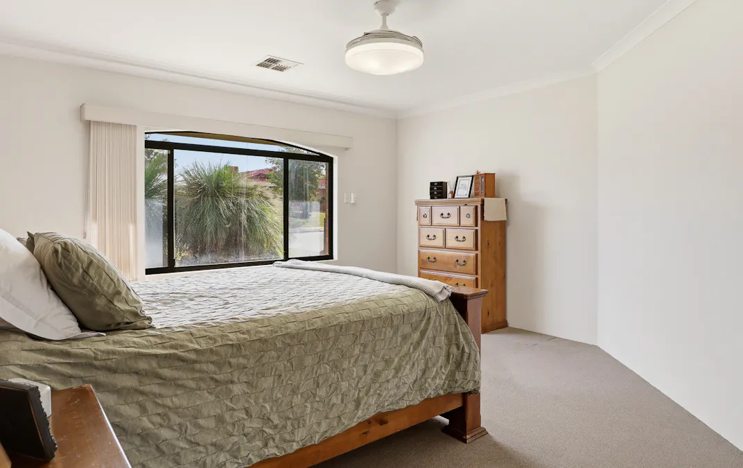 66 Floribunda Avenue, Halls Head, WA, 6210 - Image 15