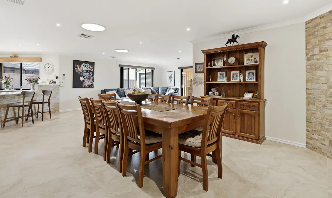 66 Floribunda Avenue, Halls Head, WA, 6210 - Image 6