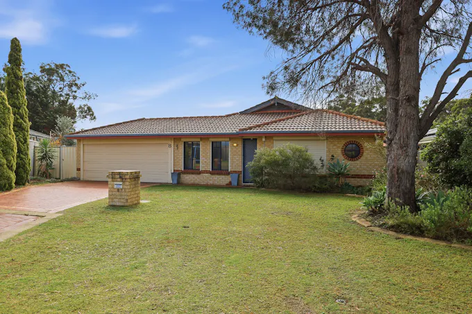 8 Manya Close, Greenfields, WA, 6210 - Image 1