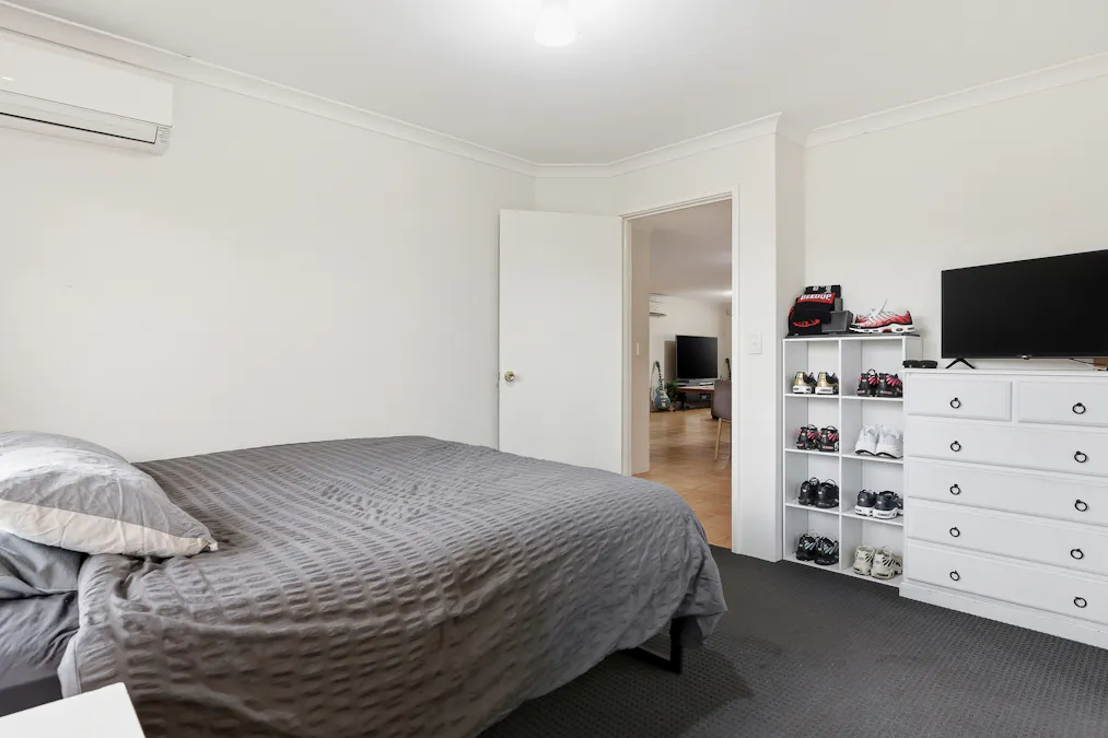 8 Manya Close, Greenfields, WA, 6210 - Image 5