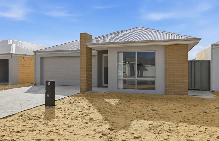 24 Feldspar Road, South Yunderup, WA, 6208 - Image 1