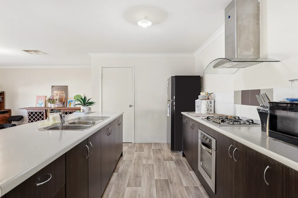 19 Bindak Brace, Greenfields, WA, 6210 - Image 4
