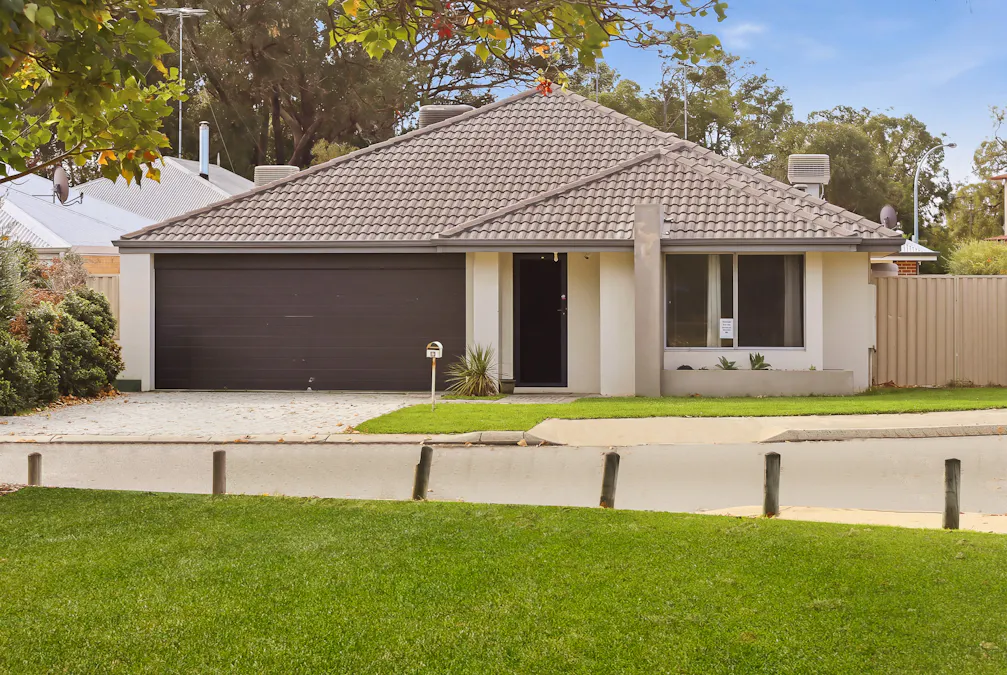 19 Bindak Brace, Greenfields, WA, 6210 - Image 2