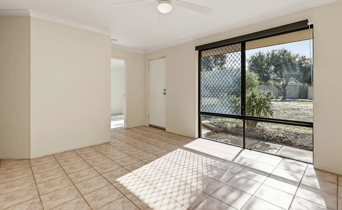 19 Manya Close, Greenfields, WA, 6210 - Image 4