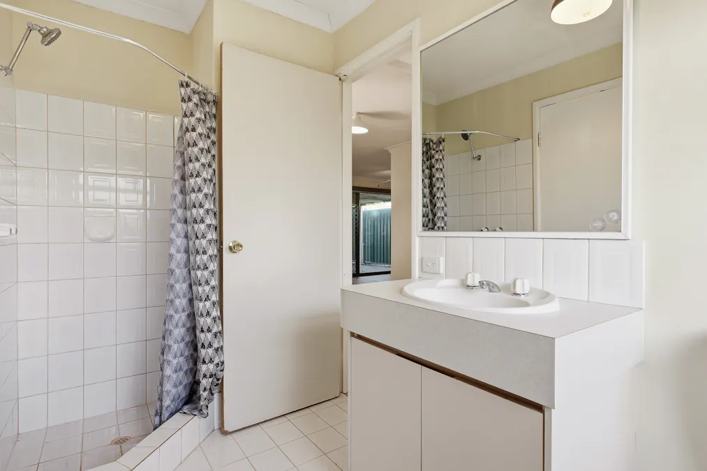 19 Manya Close, Greenfields, WA, 6210 - Image 6