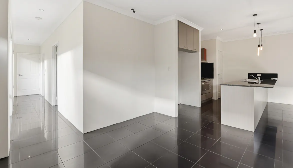 19 Bremer Way, South Yunderup, WA, 6208 - Image 4