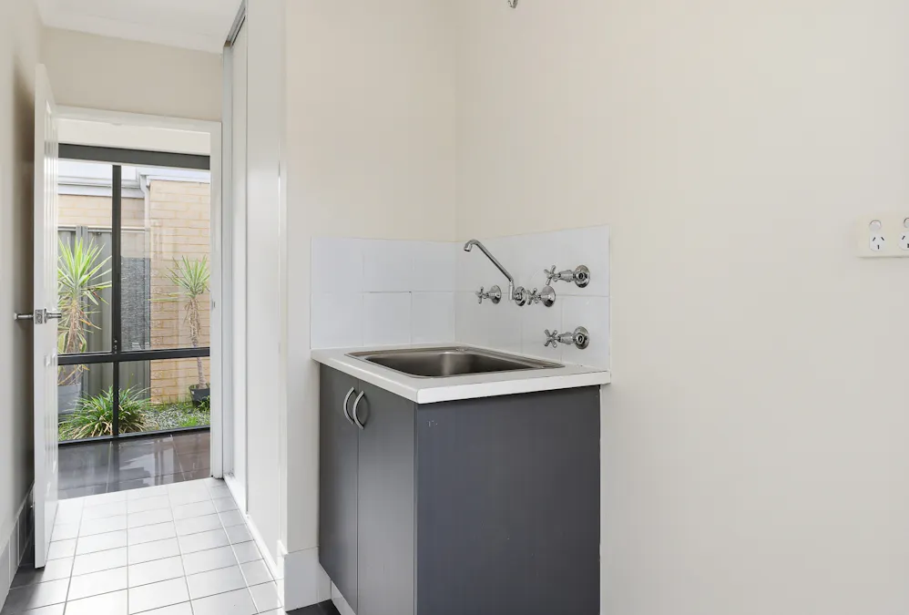 19 Bremer Way, South Yunderup, WA, 6208 - Image 12