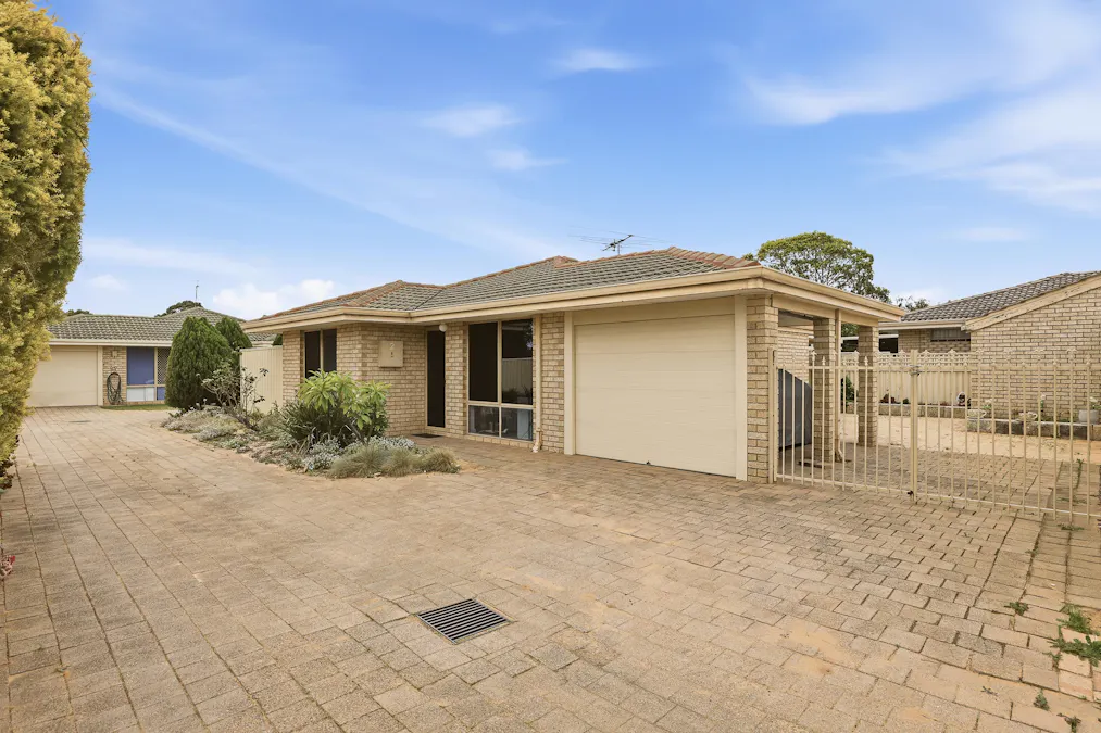 2/20 Cooper Street, Mandurah, WA, 6210 - Image 2