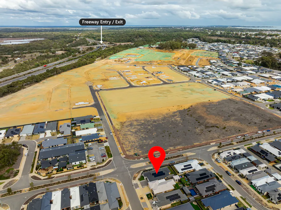 1 Topiary Street, Lakelands, WA, 6180 - Image 29