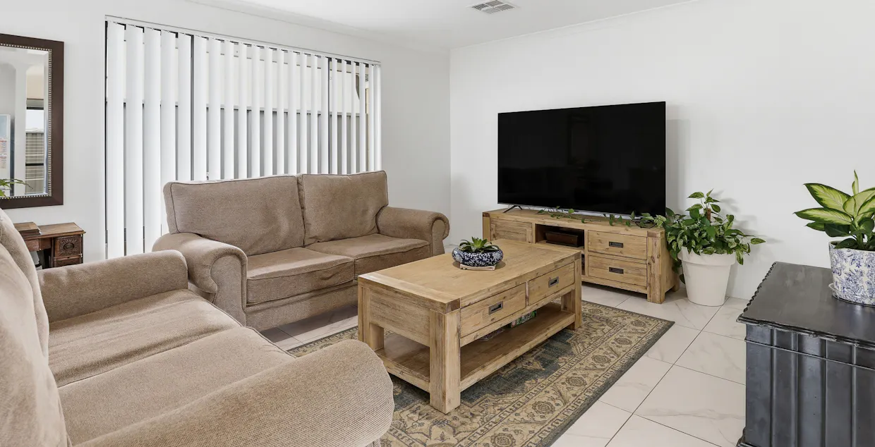 1 Topiary Street, Lakelands, WA, 6180 - Image 10