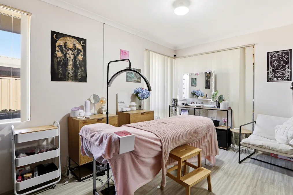 7 Meda Close, Greenfields, WA, 6210 - Image 10