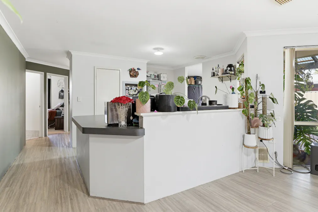 7 Meda Close, Greenfields, WA, 6210 - Image 6