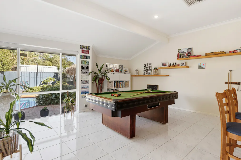2 Summerlea Avenue, Meadow Springs, WA, 6210 - Image 12