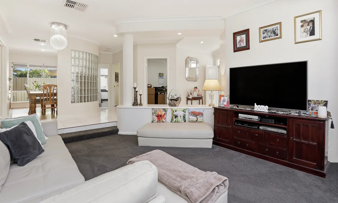 2 Summerlea Avenue, Meadow Springs, WA, 6210 - Image 5