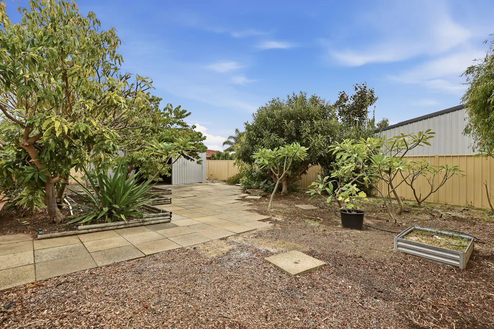 12 Sartorial Place, Greenfields, WA, 6210 - Image 24