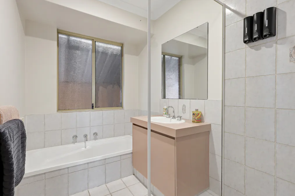 13 Minigwal Court, Greenfields, WA, 6210 - Image 16