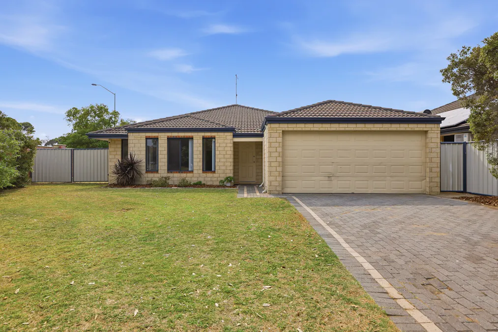 2 Grandmere Parade, Greenfields, WA, 6210 - Image 2