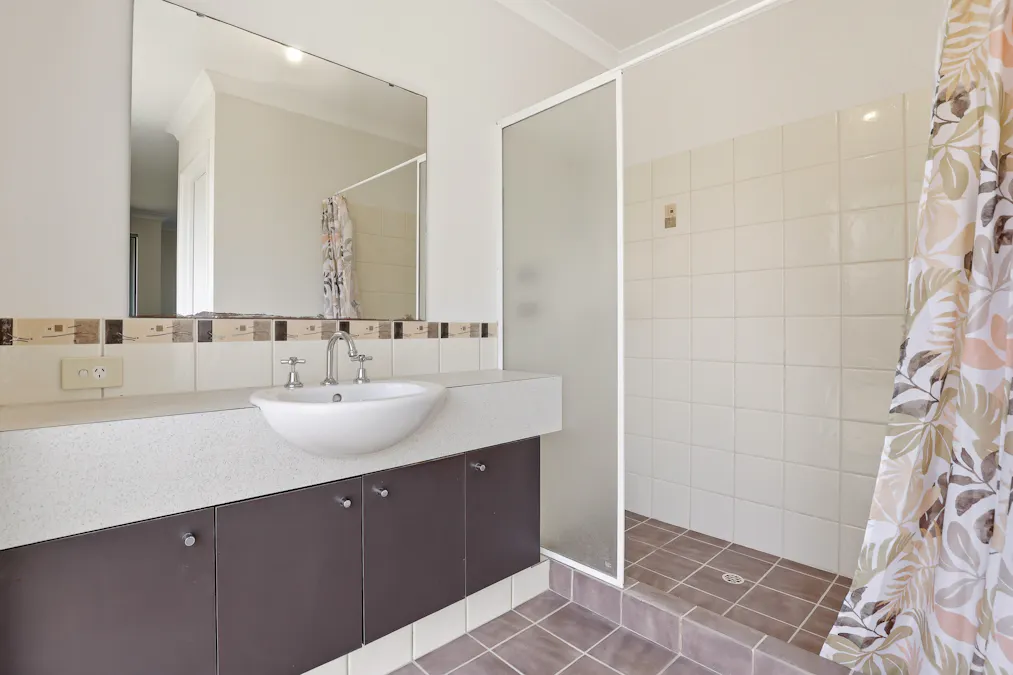 2 Grandmere Parade, Greenfields, WA, 6210 - Image 6