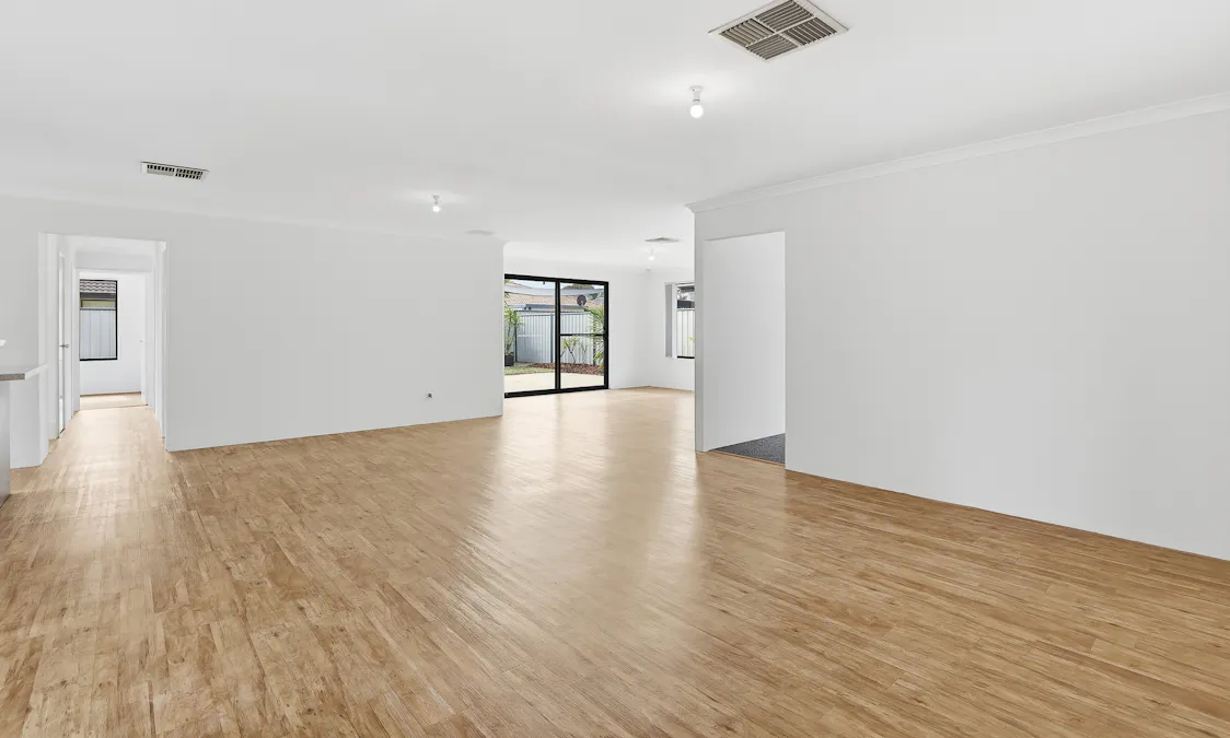 2 Grandmere Parade, Greenfields, WA, 6210 - Image 13