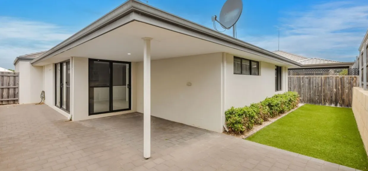 284 Peelwood Parade, Halls Head, WA, 6210 - Image 20