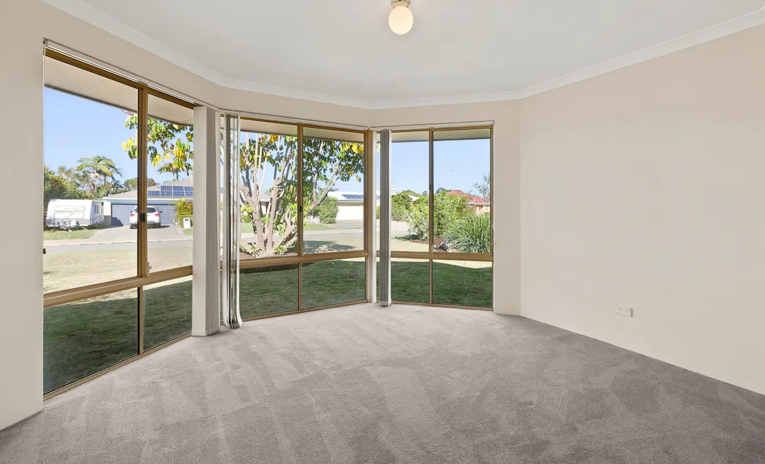 28 Abbotswood Parkway, Erskine, WA, 6210 - Image 4