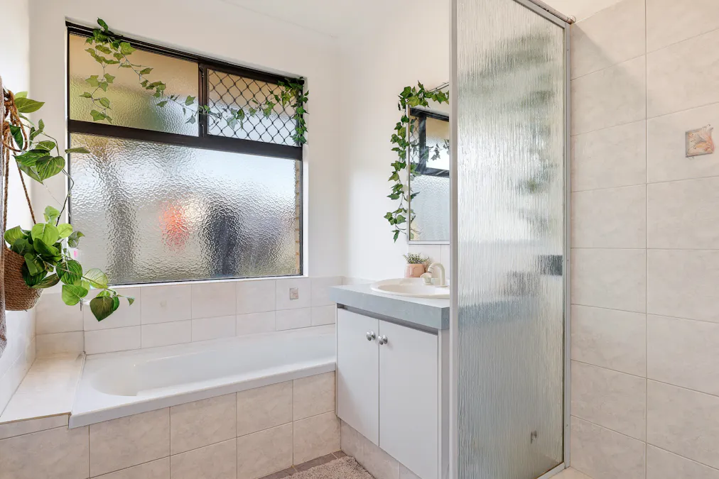 19 Appressa Place, Greenfields, WA, 6210 - Image 15