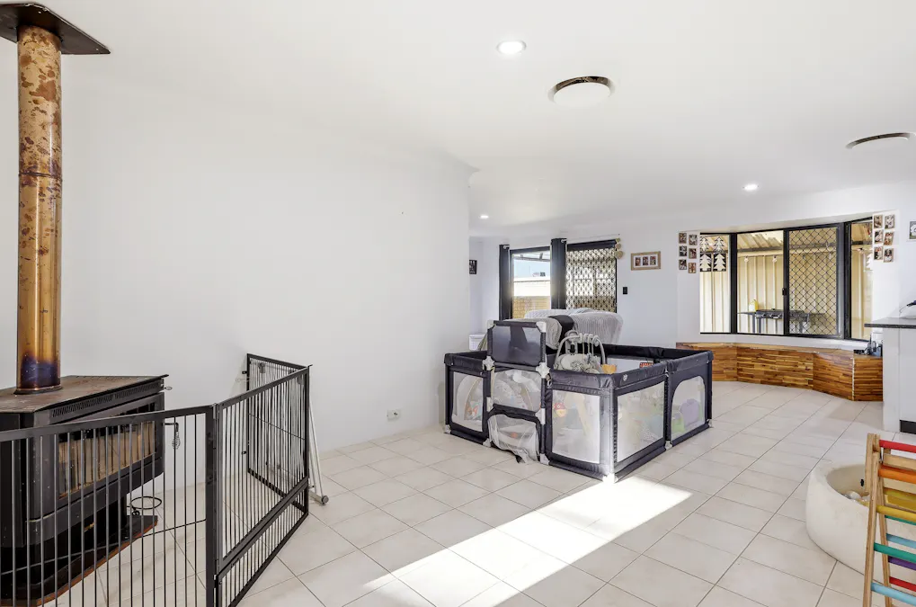 19 Appressa Place, Greenfields, WA, 6210 - Image 6