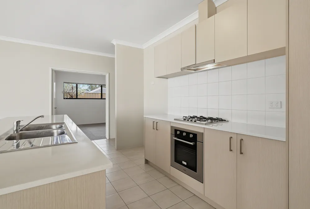 4 Saltspray Road, Singleton, WA, 6175 - Image 3